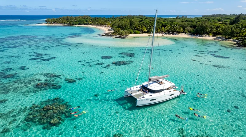 Mauritius Half-Day vs Full-Day Boat Tour: Which to Book